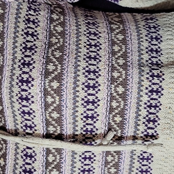 Maurices sweater - Picture 3 of 6